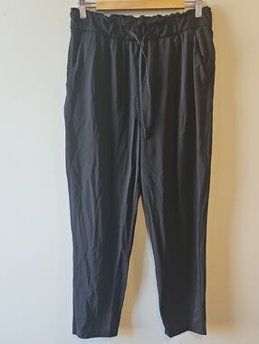 lululemon athletica Size 10 "Keep Moving" Pant